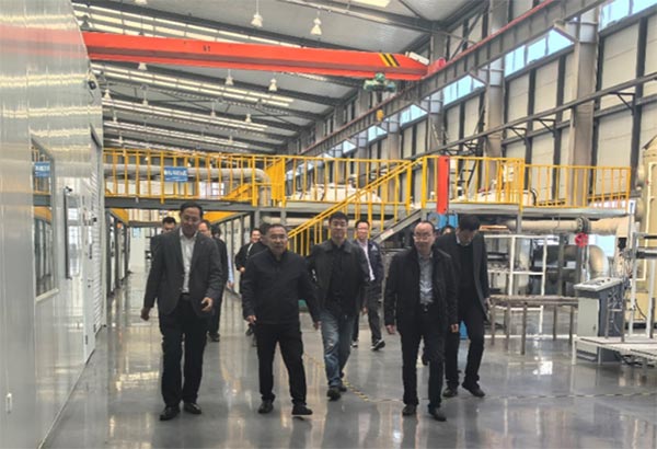 沈陽飛機(jī)設(shè)計(jì)研究所所長劉志敏來沈陽航空產(chǎn)業(yè)集團(tuán)調(diào)研